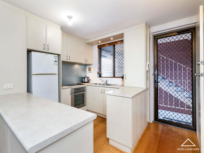 72/8 Hampton Street, Burswood