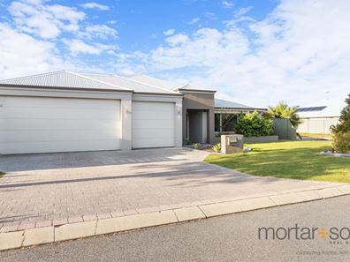 49 Drysdale Gardens , Wandi WA 6167