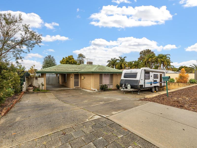 32 Maguire Avenue, Beechboro WA 6063