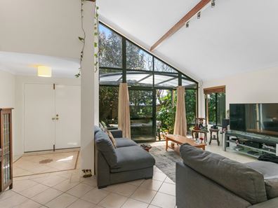 115B Grand Promenade, Doubleview WA 6018
