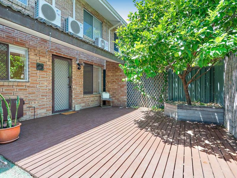 4/10 Wright Street, Perth