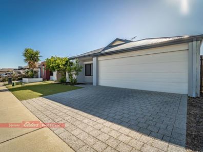 7 Aquamarine Parade, Karnup WA 6176