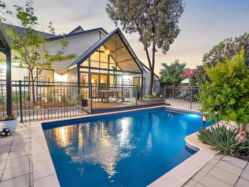 17 Erickson Pass, Ellenbrook
