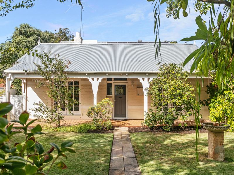 26 Freshwater Parade, Claremont