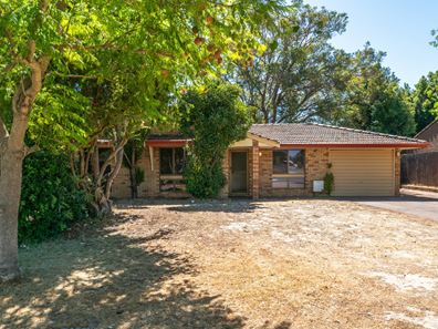 19 Findlay Road, Leeming WA 6149