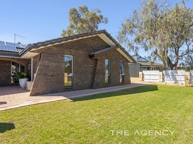 34 Simpson Drive, Padbury WA 6025