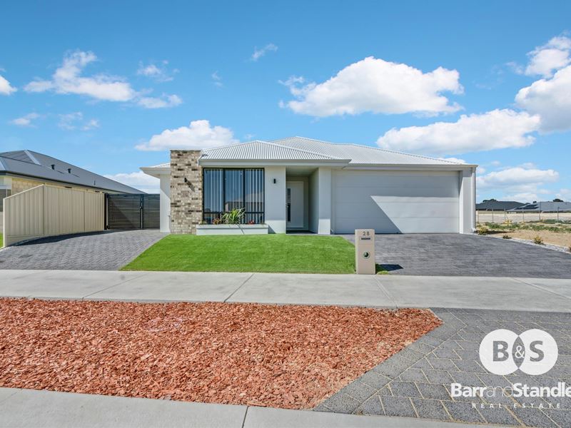 28 Robusta Road, Eaton