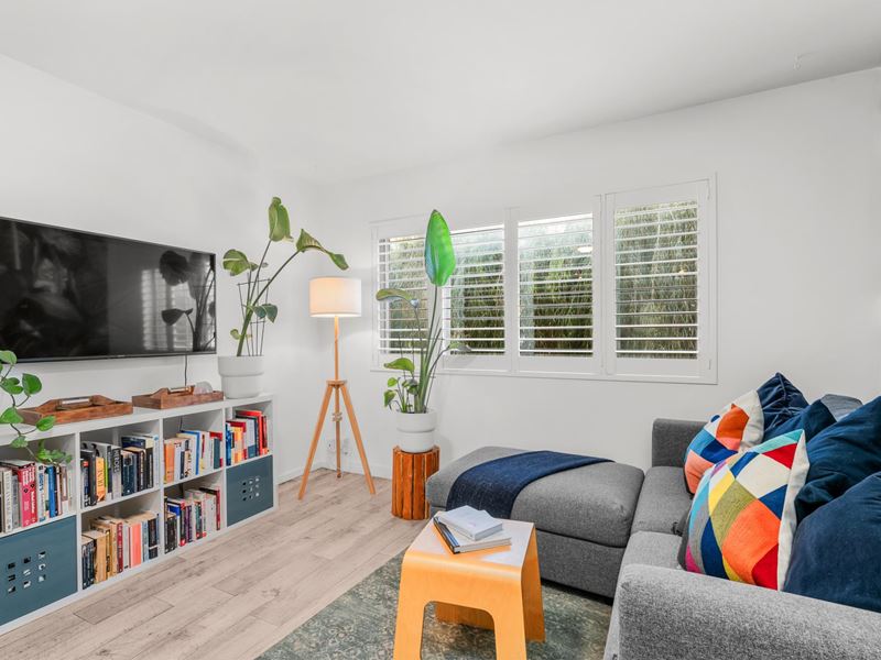 10/4 Kingston Avenue, West Perth