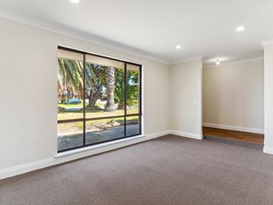 63 Waterton Way, Cooloongup WA 6168