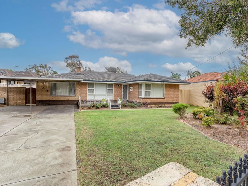 22 Mountain View, Kelmscott WA 6111