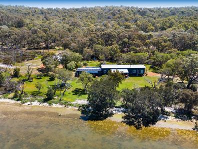 2045 Old Coast Road, Bouvard WA 6211