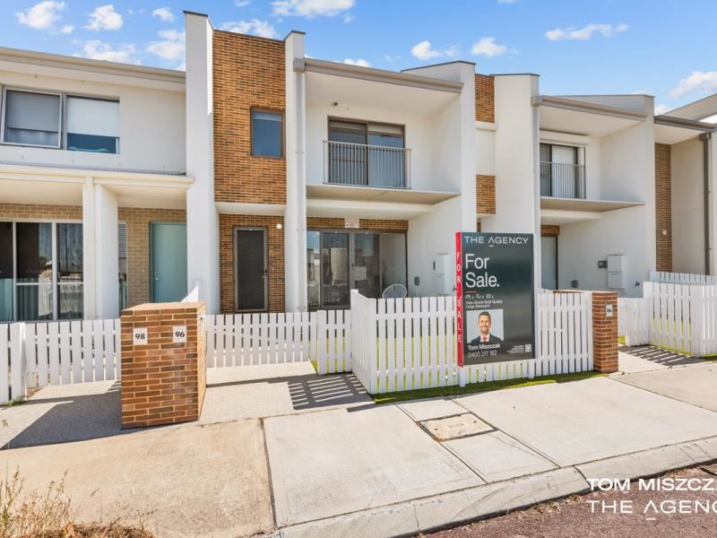 96 Sunstone Boulevard, Treeby