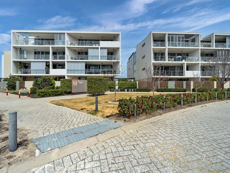 26/6 Gemstone Boulevard, Carine WA 6020