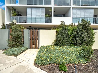 26/6 Gemstone Boulevard, Carine WA 6020