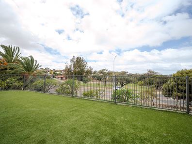 3 Ensign Way, Beldon WA 6027