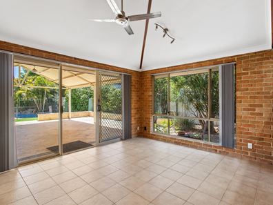 117 Epsom Avenue, Redcliffe WA 6104