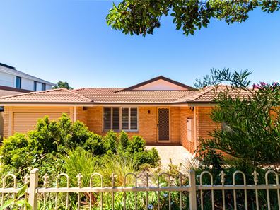 33 Queens Road, Ardross WA 6153