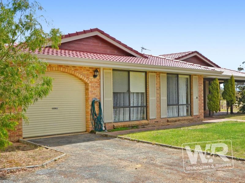 26 Harding Road, Robinson WA 6330