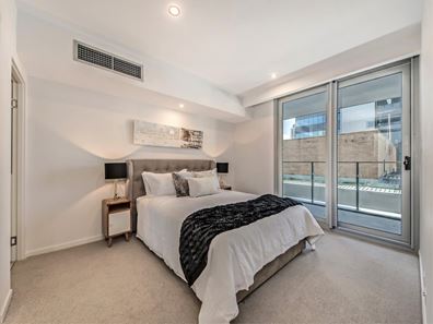 18/189 Adelaide Terrace, East Perth WA 6004