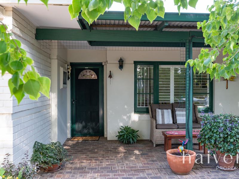 22 Park Street, Como WA 6152