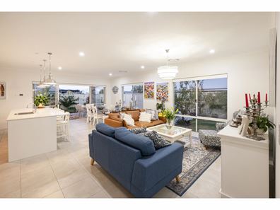 13 Medinah Street, Dunsborough WA 6281