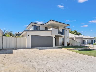 9 Boddington Court, Dawesville WA 6211