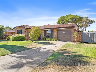 9 Greta Court, Cooloongup WA 6168