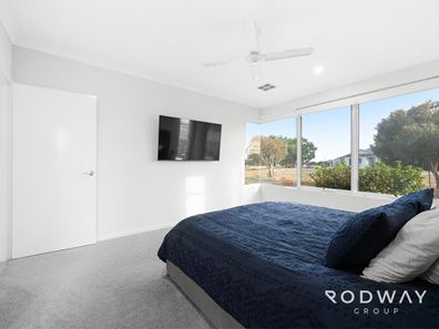 14 Scantling Way, Whitby WA 6123