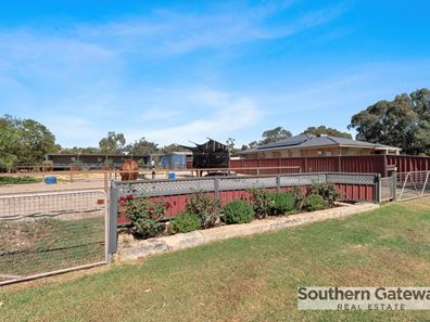 12 Racecourse Road, Pinjarra WA 6208