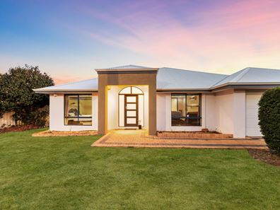 25 Dalyup Road, Southern River WA 6110