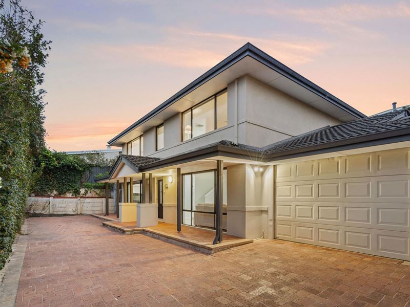 17A Raleigh Road, Sorrento WA 6020