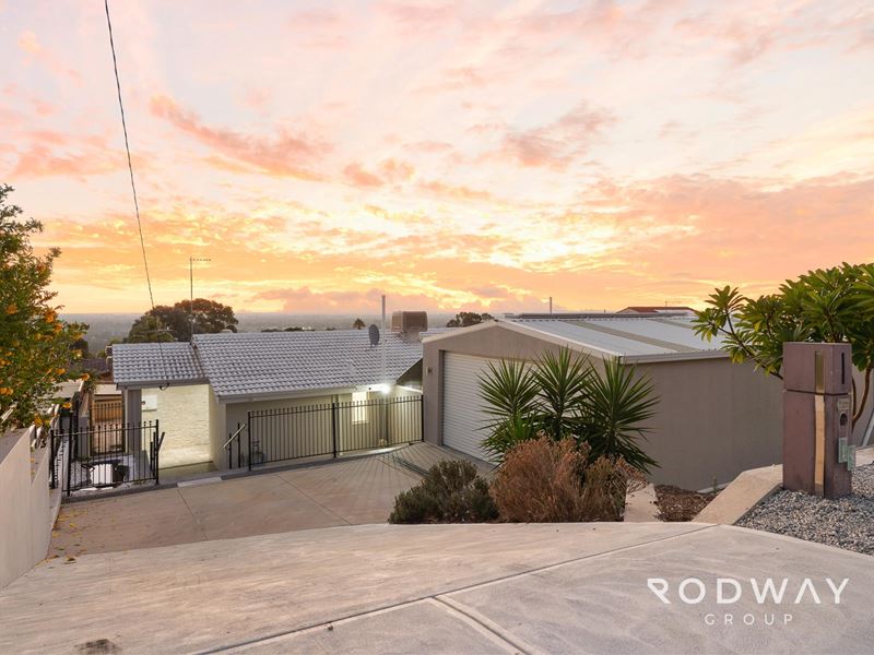 18 Sunset Tce, Kelmscott WA 6111