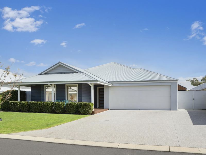 7 Coomarl Approach, West Busselton