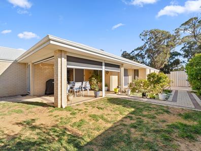 21 Dardanup Lane, Baldivis WA 6171