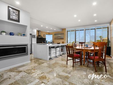 17 Castellon Crescent, Coogee WA 6166