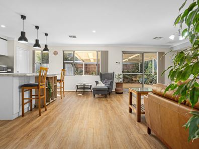 23 Davenport App, Wandi WA 6167