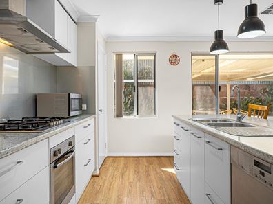 23 Davenport App, Wandi WA 6167