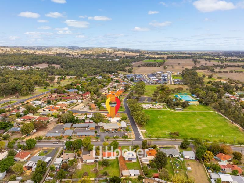 5 Hinge Road, Harvey WA 6220