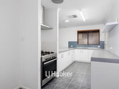 5 Hinge Road, Harvey WA 6220