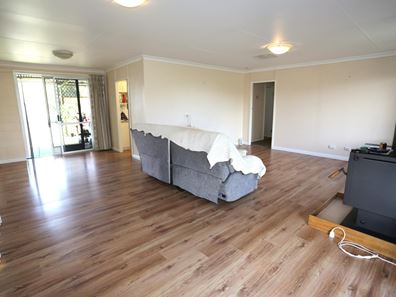 28 Mallee Drv, Kambalda West WA 6442