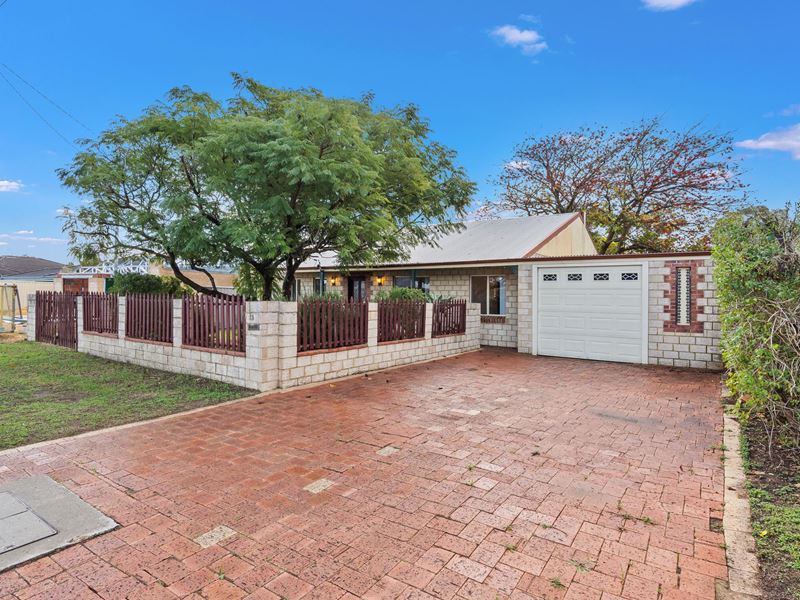 13 Saskatchewan Way, Greenfields