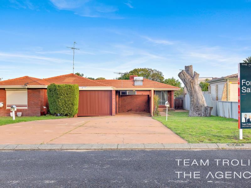 2/7 Loaring Street, Mandurah WA 6210