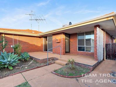 2/7 Loaring Street, Mandurah WA 6210