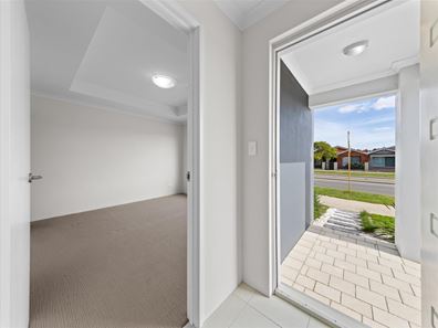 6/8 Brushfoot Boulevard, Success WA 6164