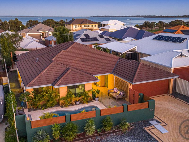 7 Zendora Court, Falcon WA 6210