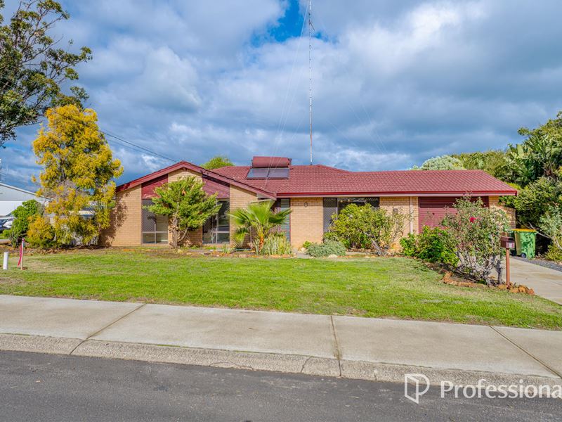 3 Thatcher Street, Waroona WA 6215