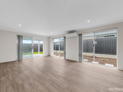 37 Lancelin Cres, Two Rocks WA 6037