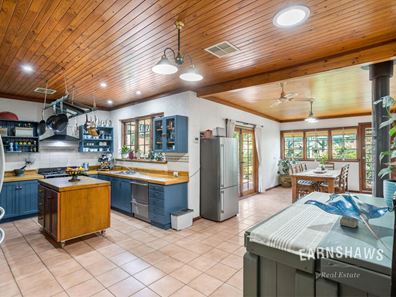 8 Allan Place, Darlington WA 6070