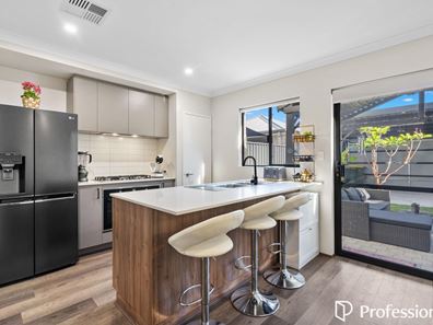 571 Farrall Road, Midvale WA 6056