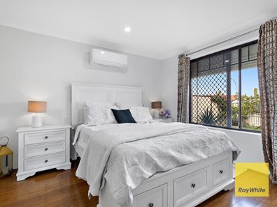 14 Raintree Rise, Marangaroo WA 6064
